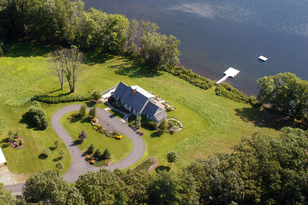 Camden Real Estate Company, ME US Harbors