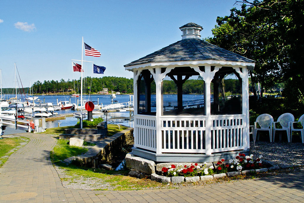 Robinhood Marine Center