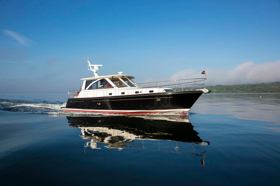 Hunt Yachts