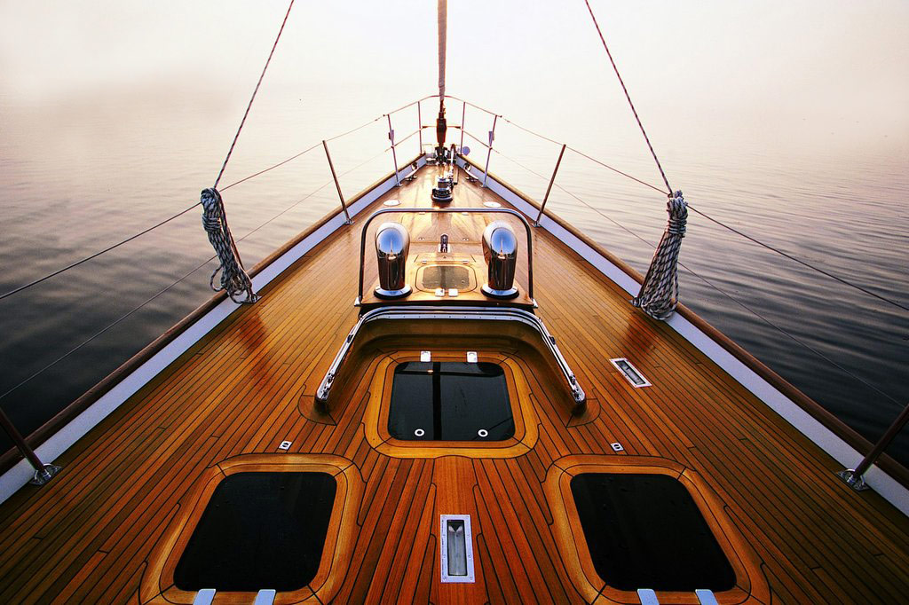 Hinckley Yachts Service Center Portsmouth, RI, RI US Harbors