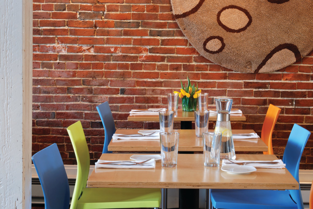 Solo Bistro, ME US Harbors