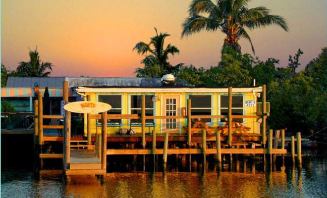 Bert's Bar and Waterfront Grill