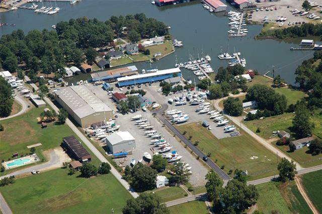 Deltaville Yachting Center - Broad Creek