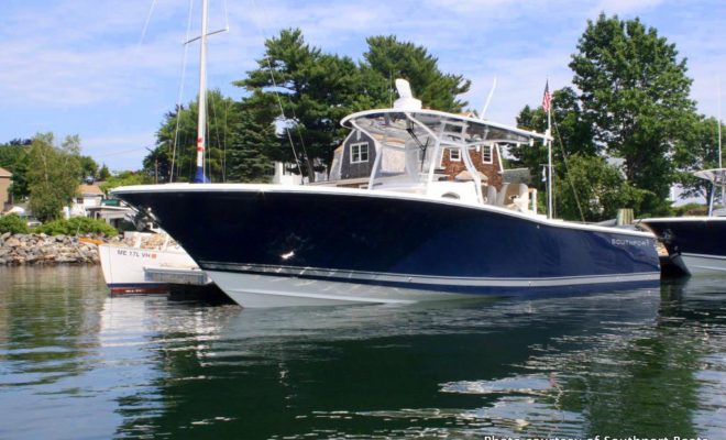 Hull No. 1 of the new Southport 33 FE has begun its debut tour, beginning at Navtronics Marine in Kittery, Maine.