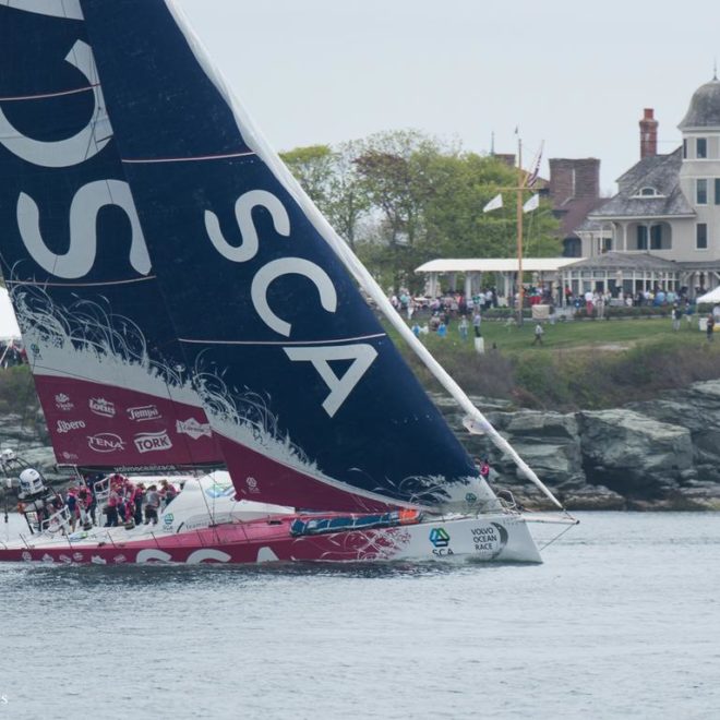 The all-women crew on Team SCA make their way past Castle Hill.