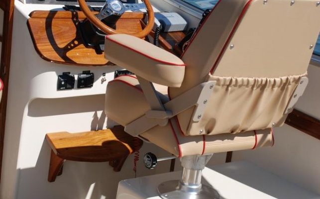 The skipper deserves to be comfortable, and she will be aboard the new V25R from Padebco Custom Boats.