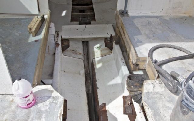 Having spent far too long pounding on a ledge of Vinalhaven, the boat was thoroughly emptied and cleaned.