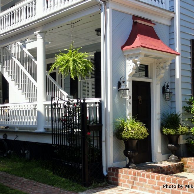 Charleston was once a summer resort for plantation owners looking for cool ocean breezes. Today, it's still a great destination.