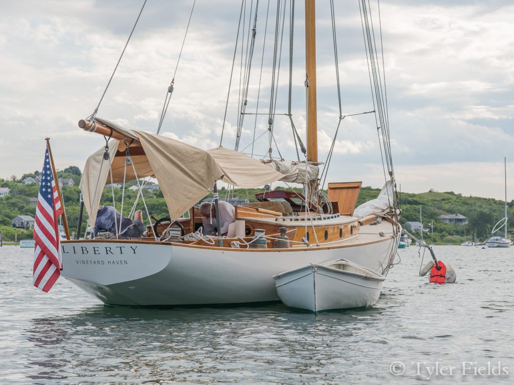 cuttyhunk yacht club boutique