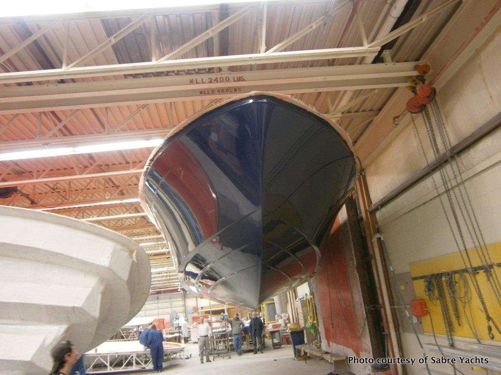 The first Sabre 38 Salon Express has been removed from the mold and is looking beautiful indeed.