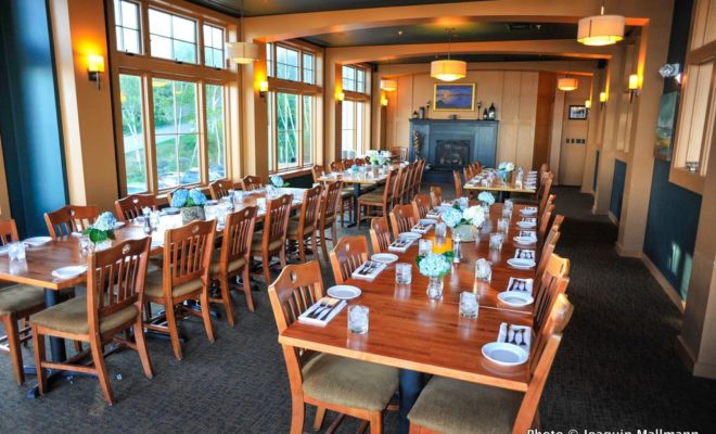 Dockside Grill offers plenty of seating for groups both large and small.