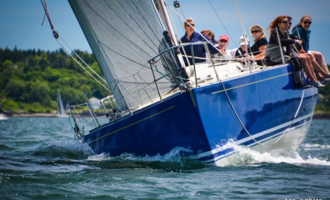 Class A yacht TAMARACK heading towards the last mark of the second race.