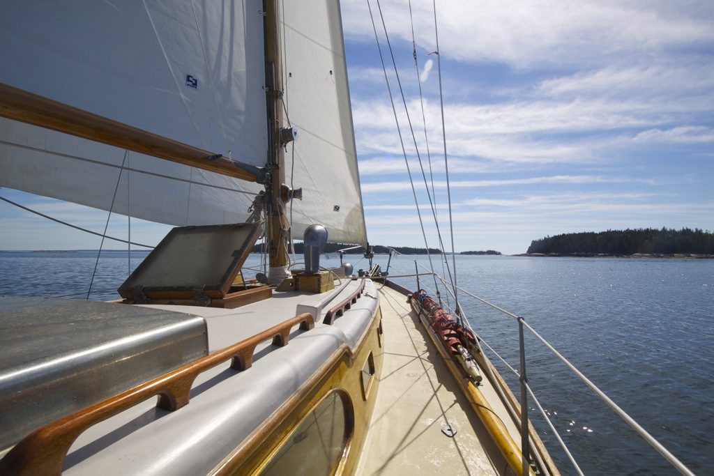 Slowly underway, close hauled, we head for a slot between Millet, Saddleback, and Enchanted Islands.