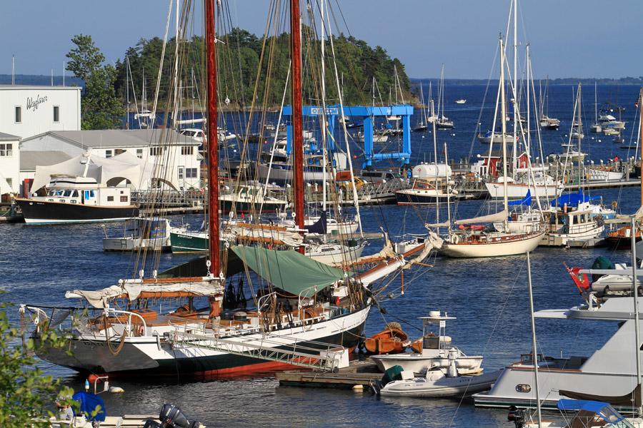 Camden, ME Weather, Tides, and Visitor Guide US Harbors