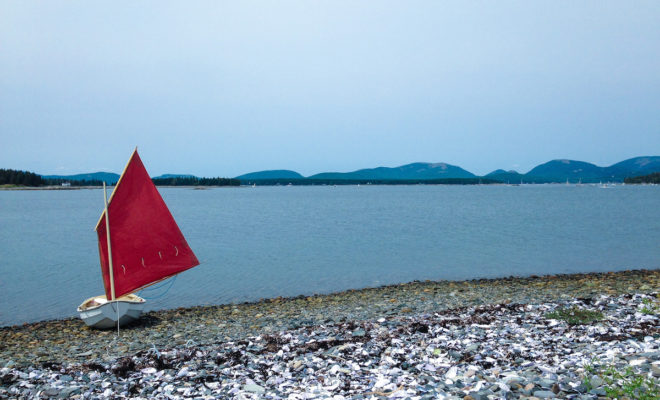 The big harbor stretches between the Cranberry Islands. A gunkholing lunch break on Thrumpcap Cape.