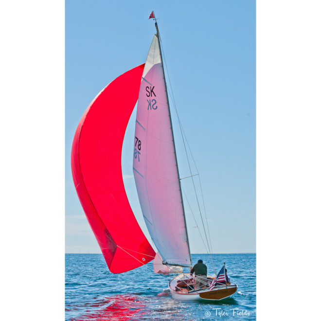 HARPOON flying her spinnaker.