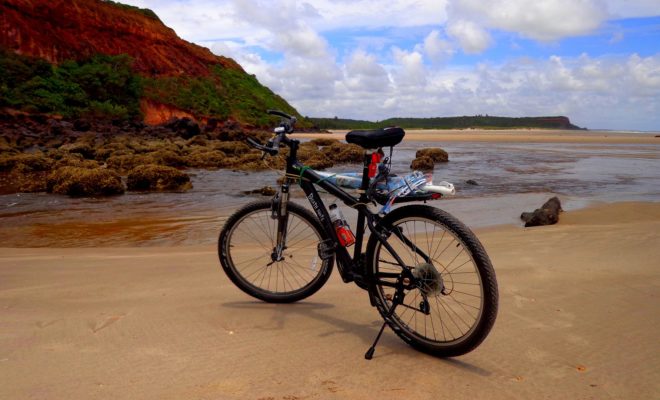 https://pixabay.com/photos/bike-beach-cycle-tourism-lucena-2346419/