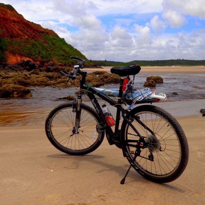 https://pixabay.com/photos/bike-beach-cycle-tourism-lucena-2346419/
