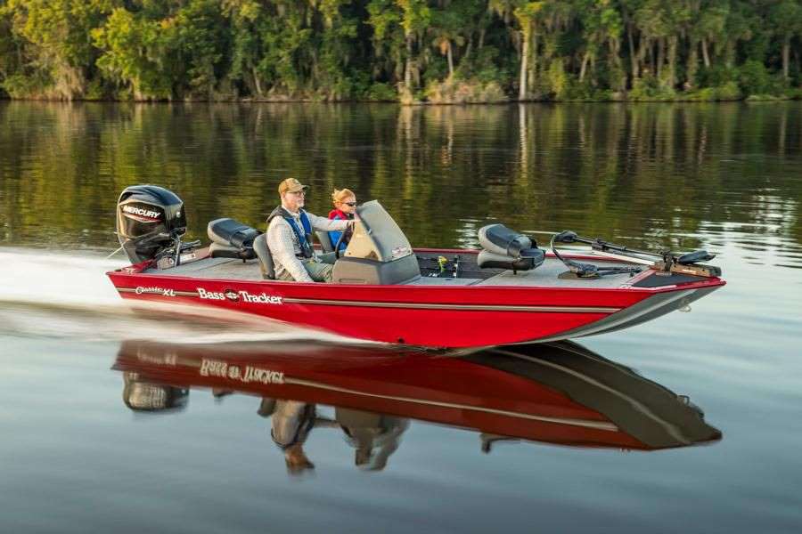 https://www.msn.com/en-us/sports/outdoors/six-great-boats-under-dollar20000/ar-BB122xkI