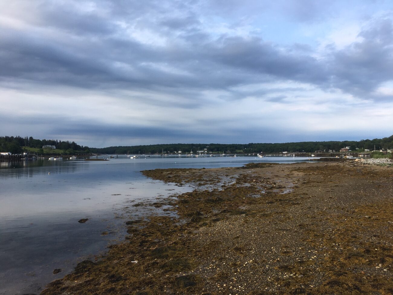 Tides 101 What is a Tide Gauge? US Harbors