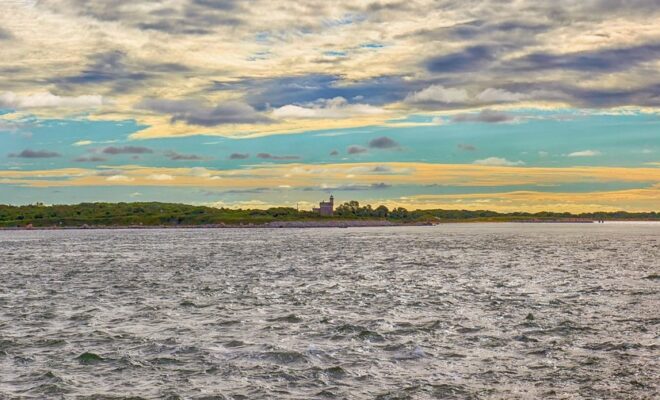 Connecticut Coast - Image by Mohan Nannapaneni from Pixabay