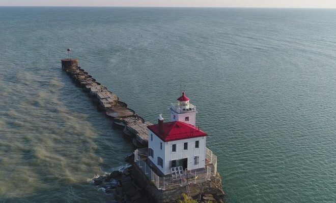 Lake Erie Lighthouse - Image by Mike Toler from Pixabay