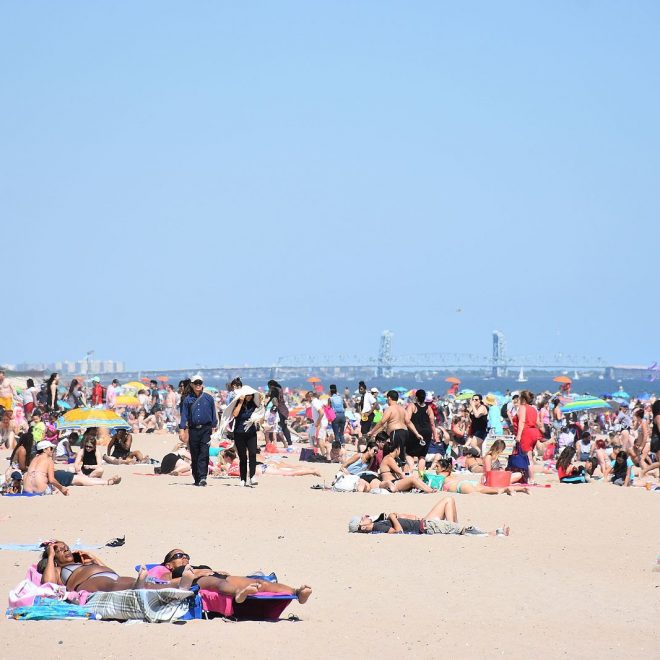 https://commons.wikimedia.org/wiki/File:Coney_Island_beach_(June_2016).jpg