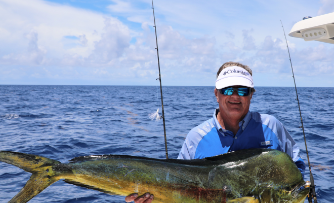 SiriusXM Marine's Fish Finder - Dolphin Catch