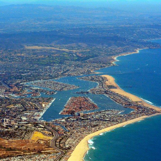 https://commons.wikimedia.org/wiki/File:The_City_of_Newport_Beach_July_2014_photo_D_Ramey_Logan.jpg
