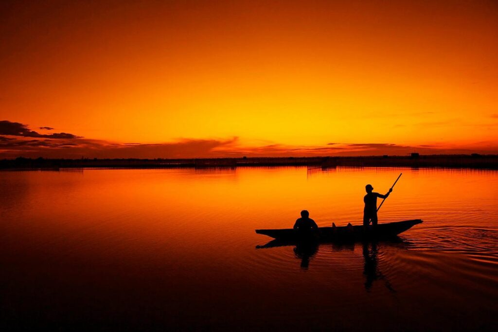 Fishing at Sunset via Pixabay