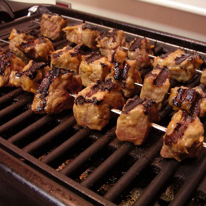 https://commons.wikimedia.org/wiki/File:Barbecue.jpg