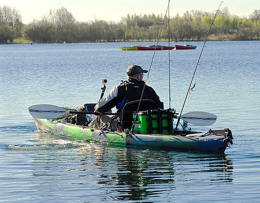 fishing kayak, CC BY-SA 4.0 ,kayak via Wikimedia Commons