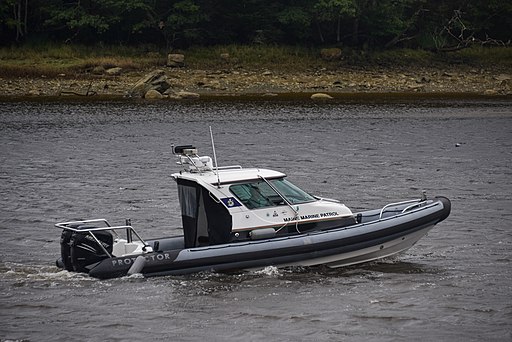 Photo: Gordon Leggett / 2021-09-02_Maine_Marine_Patrol_Boat_at_Ellsworth_ME_USA Wikimedia Commons