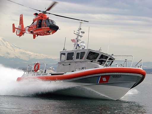Coast Guard News, CC BY 2.0 <https://creativecommons.org/licenses/by/2.0>, RB-M_with_HH65C_(2321932290) via Wikimedia Commons