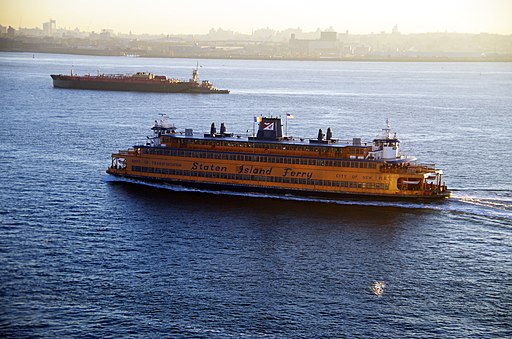 Balou46, CC BY-SA 4.0 , USA-NY-staten_island_ferry_boat via Wikimedia Commons
