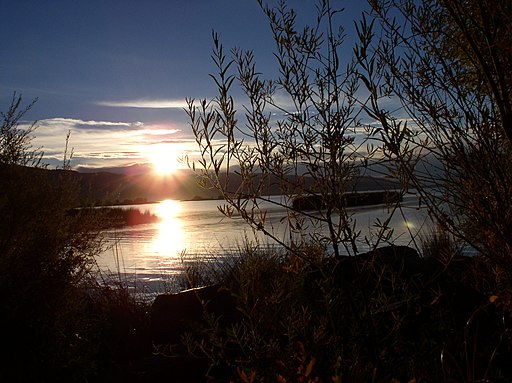 tawnn, CC BY 3.0 , Rodman_Slough_Lakeport_CA._95453_USA_-_panoramio via Wikimedia Commons