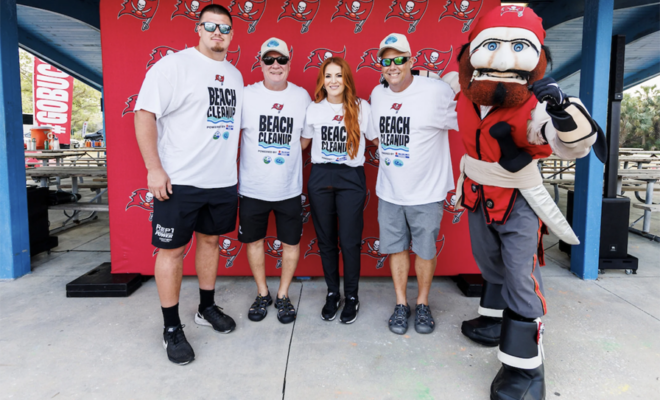 Suzuki Marina and Buccaneers Complete Beach Cleanup in Tampa