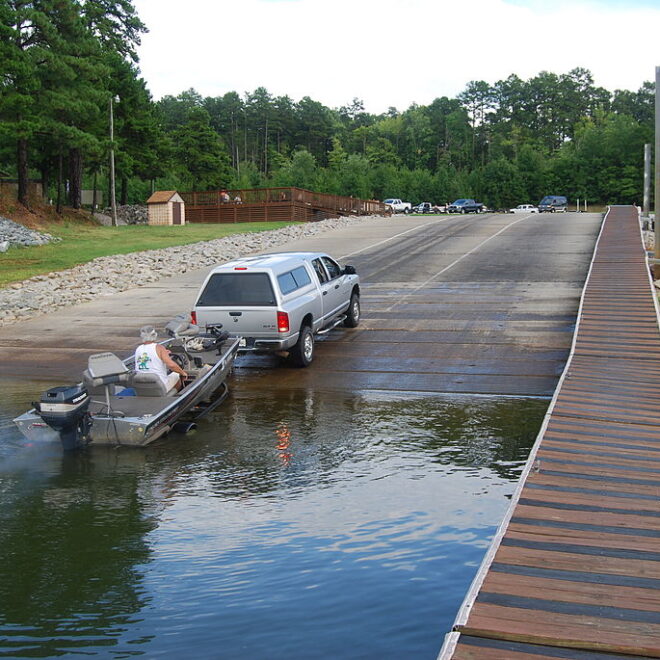 Virginia State Parks staff, CC BY 2.0 , via Wikimedia Commons