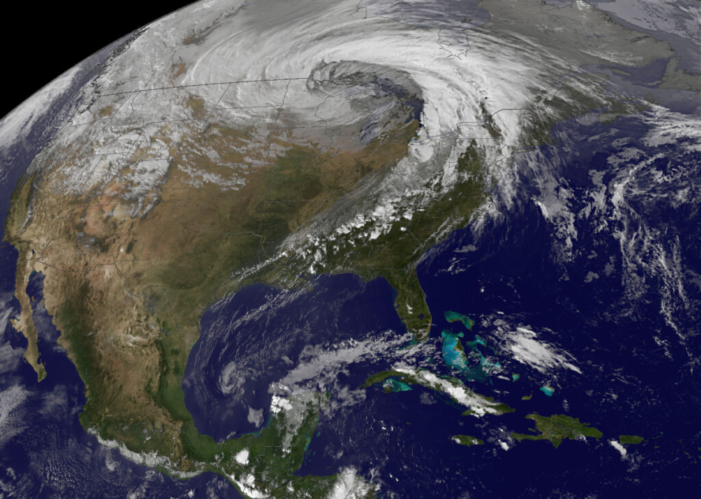 Strong Extratropical Cyclone Over the US Midwest by WikiCommons.