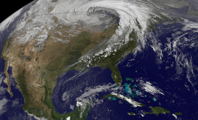 Strong Extratropical Cyclone Over the US Midwest by WikiCommons.