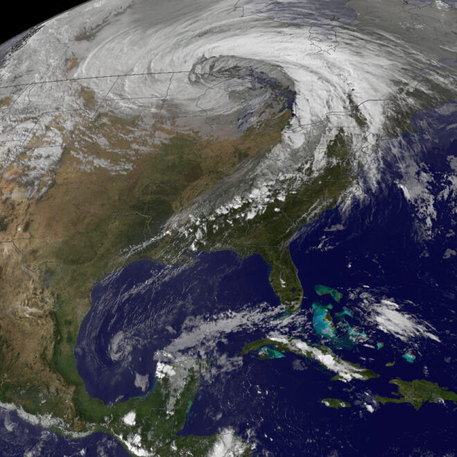 Strong Extratropical Cyclone Over the US Midwest by WikiCommons.