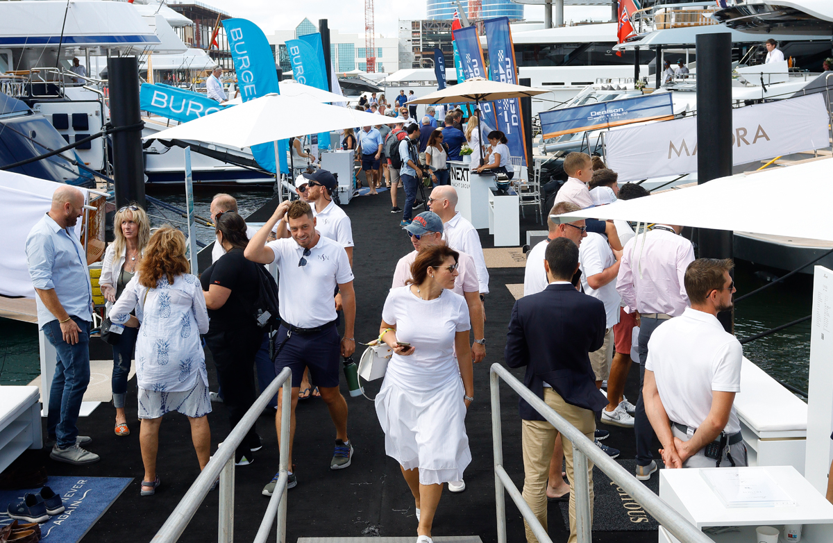 The crowds at the 2023 Fort Lauderdale Boat Show. Image courtesy of MIASF.