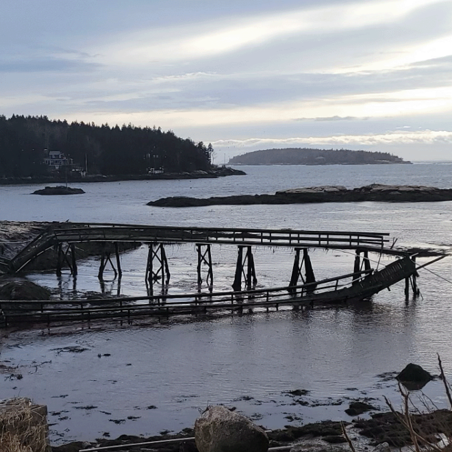 dock damage Christmas cove, Maine -- January 2024