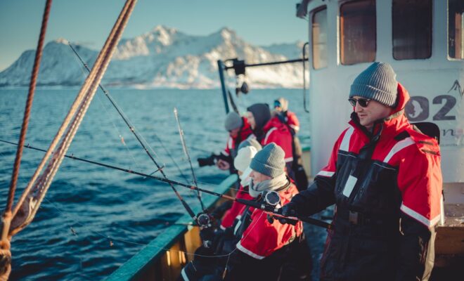 Deep-sea fishing between the stunning fjords of Lofoten