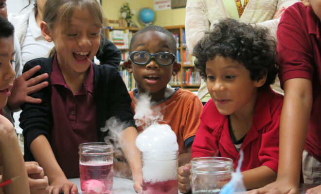 Students learn first hand about ocean acidification as part of a NOAA Climate Stewards Program in 2016. (Image credit: Dieuwertje Kast/ University of Southern California Joint Educational Project)