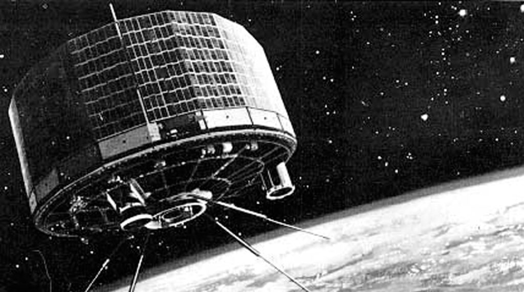 Imaage Credits: The TIROS-1 satellite. Credit: NASA