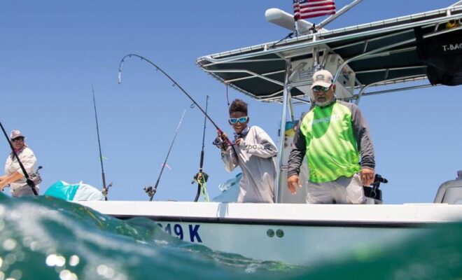 Recreational anglers enjoy a day on the water in the Florida Keys. NOAA/Matt McIntosh