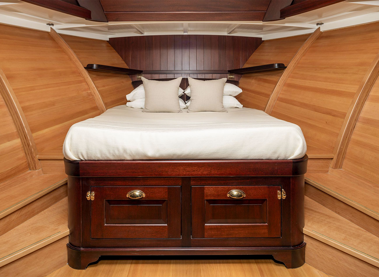 Hood 42 LM owner stateroom. 